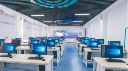 信息安全技術(shù)應(yīng)用專業(yè)中的信息技術(shù)開發(fā) 構(gòu)建數(shù)字世界的守護(hù)基石